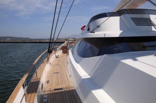 Sailing Catamaran LA SELLA DEL DIAVOLO -  Side Deck
